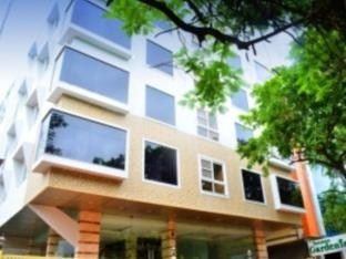 Hotel Sanman Gardenia バンガロール エクステリア 写真