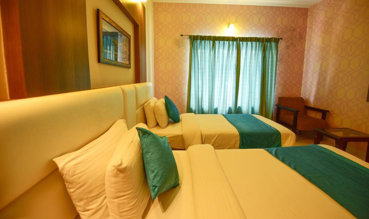 Hotel Sanman Gardenia バンガロール エクステリア 写真